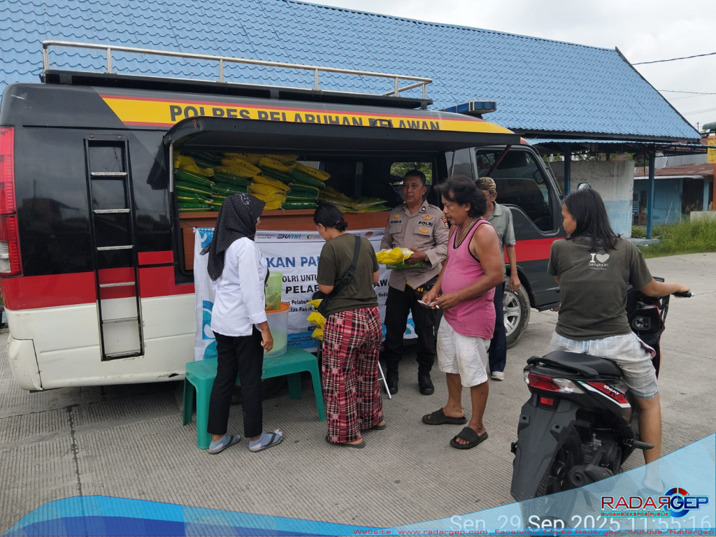 Polres Pelabuhan Belawan Gelar Gerakan Pangan Murah Polri, Jual 1 Ton Beras SPHP di Belawan II